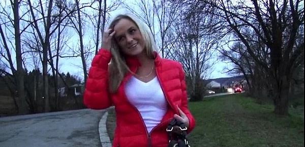  Czech girl Shanie Ryan picked up and drilled for money